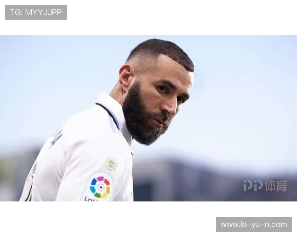 本泽马沙特联惊艳发挥:状态回暖成球队关键点 本泽马沙特联惊艳发挥:状态回暖成球队关键点